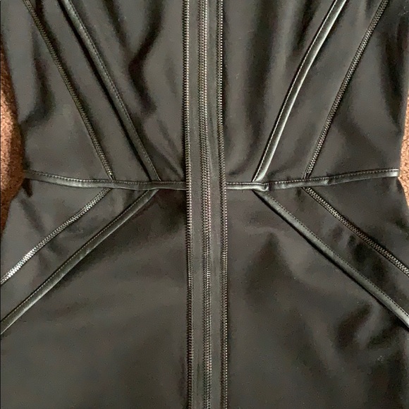 NWT Guess Dorri Zipper Dress, Size 4 - Picture 9 of 9